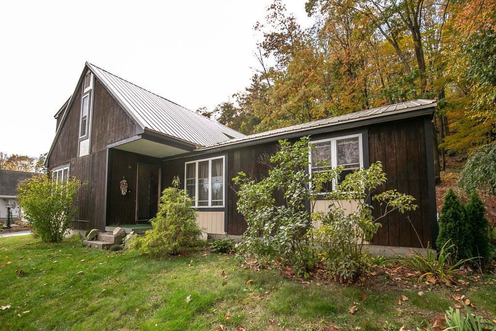 7 Pantry Road Hatfield, MA 01088 - Photo 2 of 23