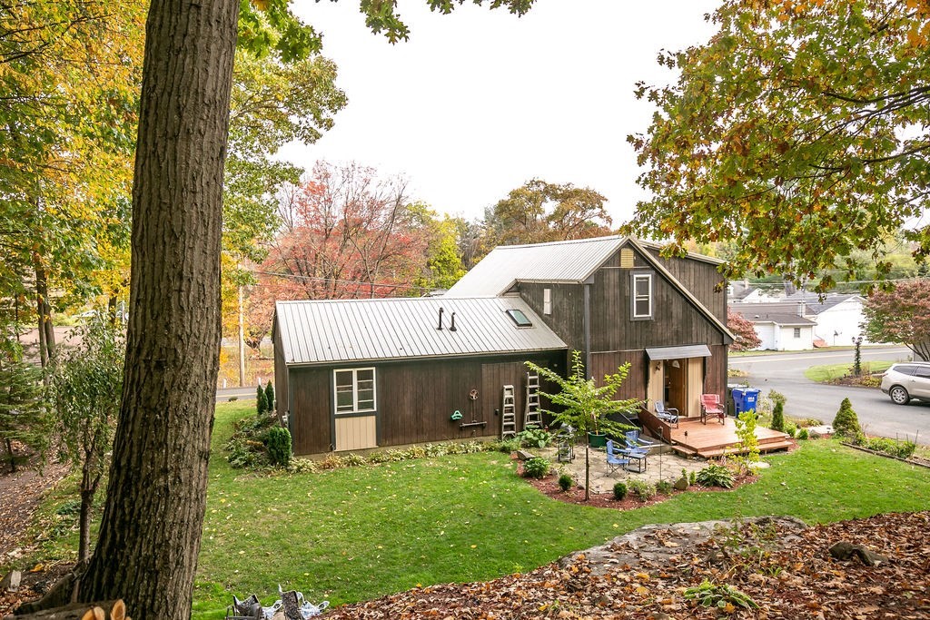 7 Pantry Road Hatfield, MA 01088 - Photo 3 of 23