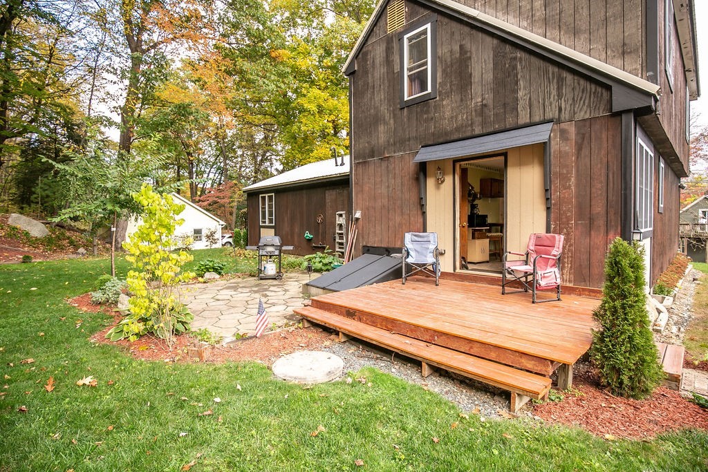 7 Pantry Road Hatfield, MA 01088 - Photo 6 of 23
