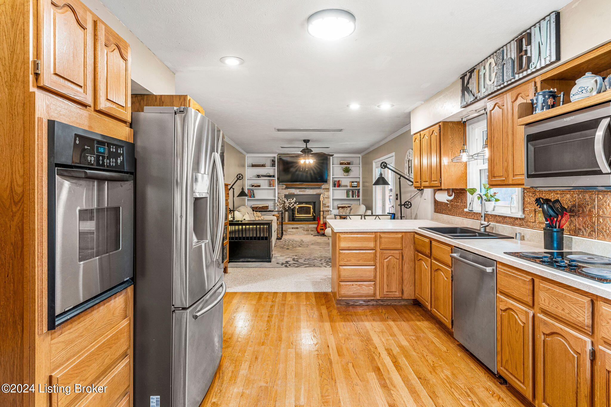 2816 Timber Hill Road Louisville, KY 40214 - Photo 11 of 39 281y Timber Hill Rd (8 of 47)