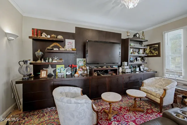 $299,000 | 12 The Mall Street, Amsterdam, NY 12010