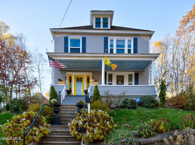 $299,000 | 12 The Mall Street, Amsterdam, NY 12010