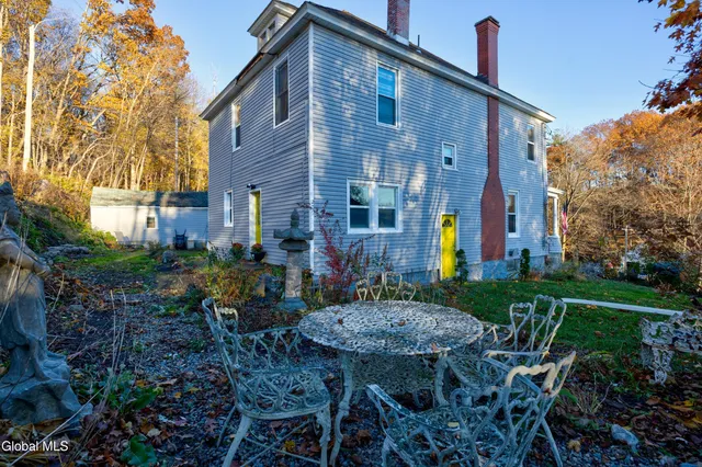 $299,000 | 12 The Mall Street, Amsterdam, NY 12010