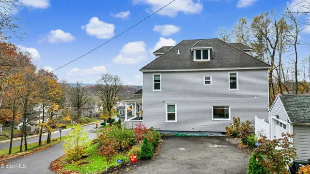 $299,000 | 12 The Mall Street, Amsterdam, NY 12010