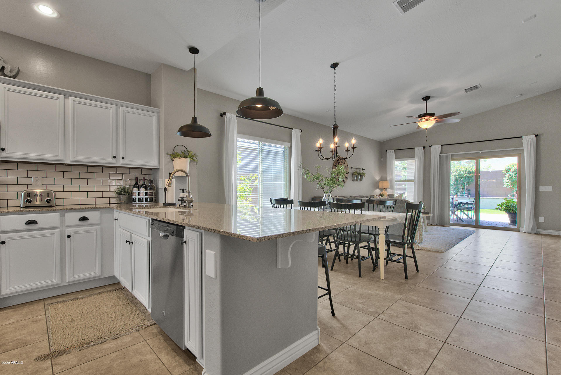 2685 East Mewes Road Gilbert, AZ 85298 - Photo 13 of 37 14