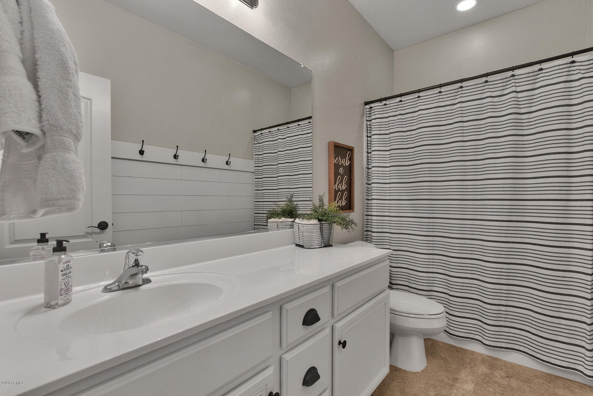 2685 East Mewes Road Gilbert, AZ 85298 - Photo 21 of 37 22