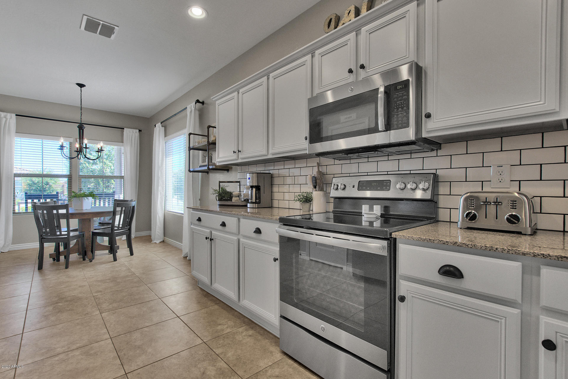 2685 East Mewes Road Gilbert, AZ 85298 - Photo 7 of 37 08