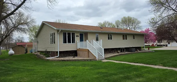 $232,900 | 307 Marion Street, Milroy, MN 56263