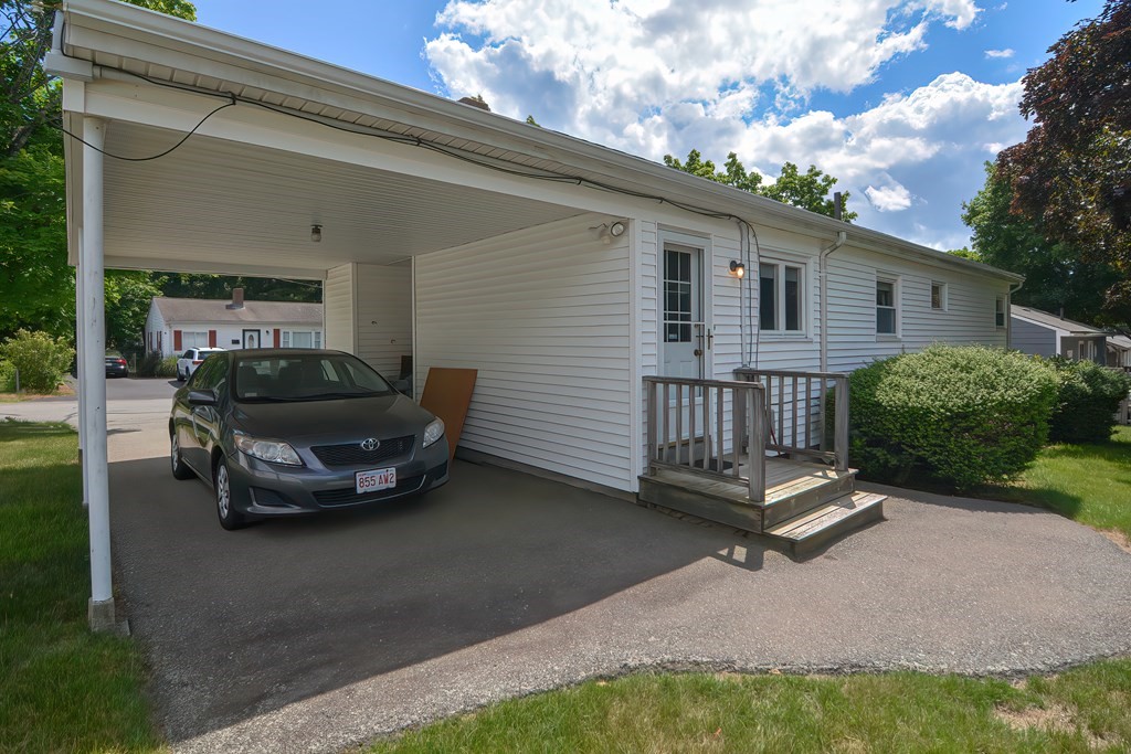 161 Marjorie Road Stoughton, MA 02072 - Photo 10 of 35 Gallery Image 10