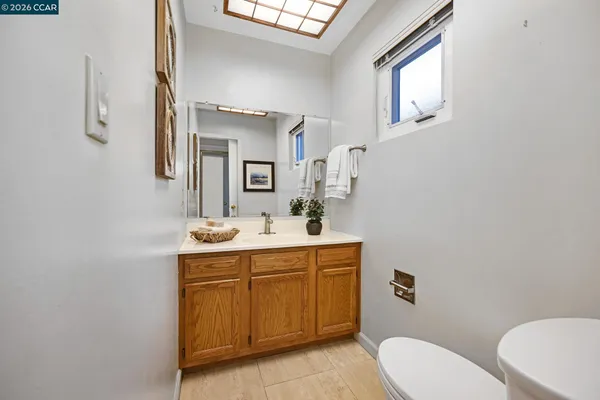 $1,395,000 | 630 Larchmont Isle, Alameda, CA 94501