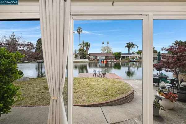 $1,395,000 | 630 Larchmont Isle, Alameda, CA 94501