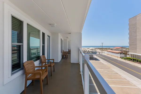 $389,900 | 9103 Atlantic Avenue, Unit 402, Wildwood Crest, NJ 08260