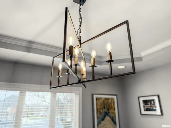 $575,000 | 7023 Clayton Court, Peoria, IL 61615