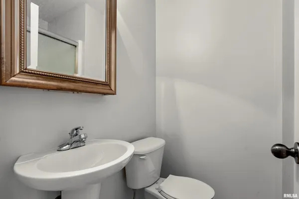 $575,000 | 7023 Clayton Court, Peoria, IL 61615