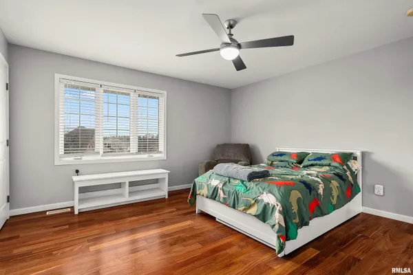 $575,000 | 7023 Clayton Court, Peoria, IL 61615