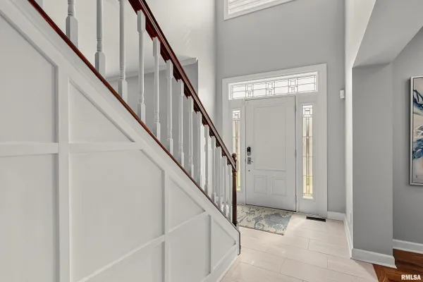 $575,000 | 7023 Clayton Court, Peoria, IL 61615