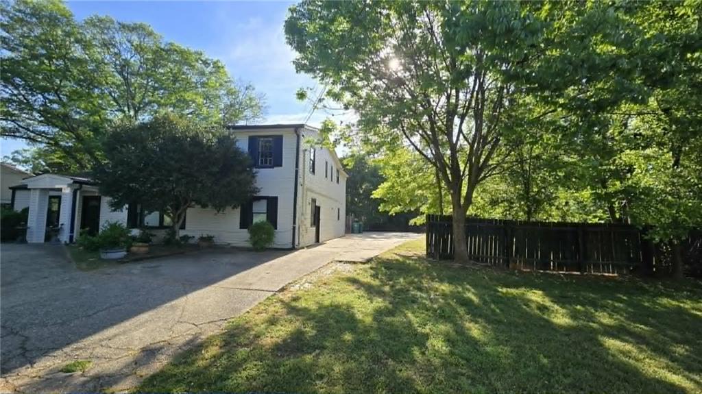 2669 Knoll Road Southeast Smyrna, GA 30080 - Photo 3 of 24