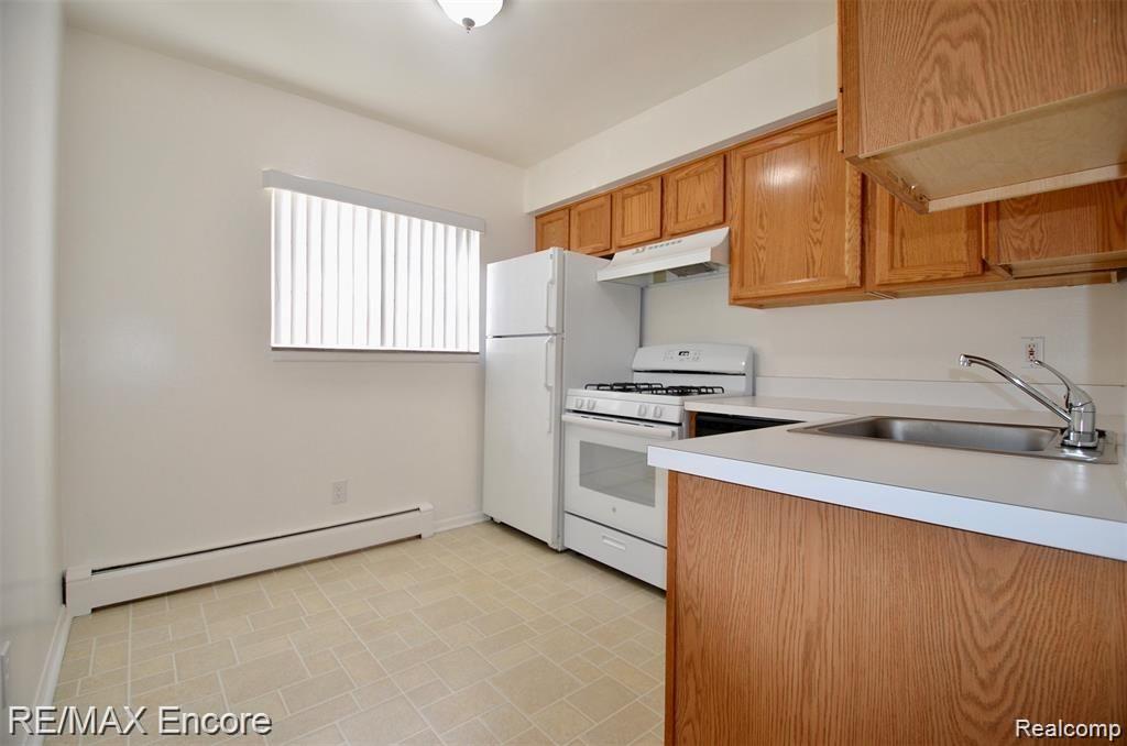 465 Miller Avenue, Unit 106 Rochester, MI 48307 - Photo 13 of 46 D7697502-00E2-4ED4-86A1-8073D2C4561F_1_201_a.jpeg