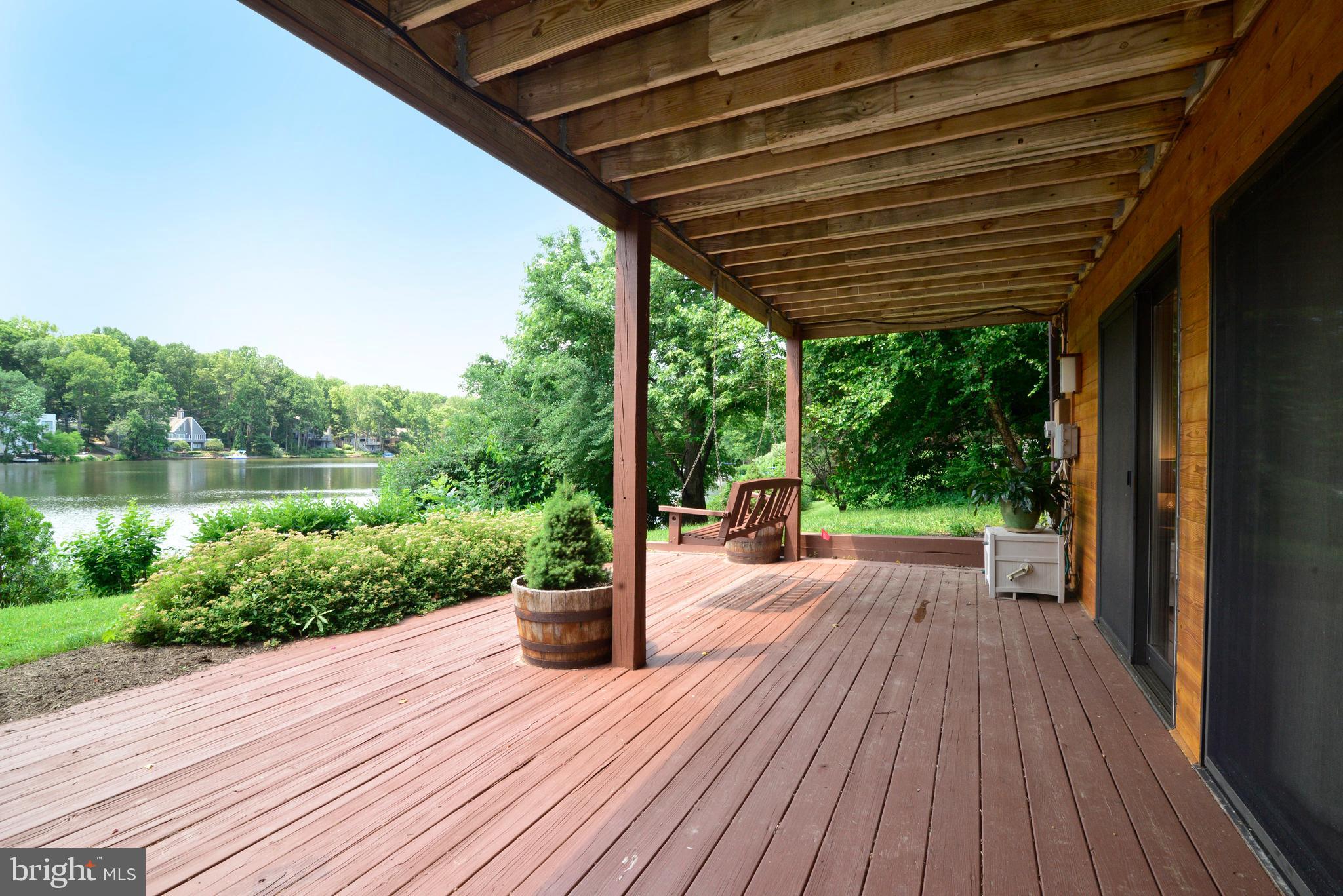 2143 Cabots Point Lane Reston, VA 20191 - Photo 51 of 57