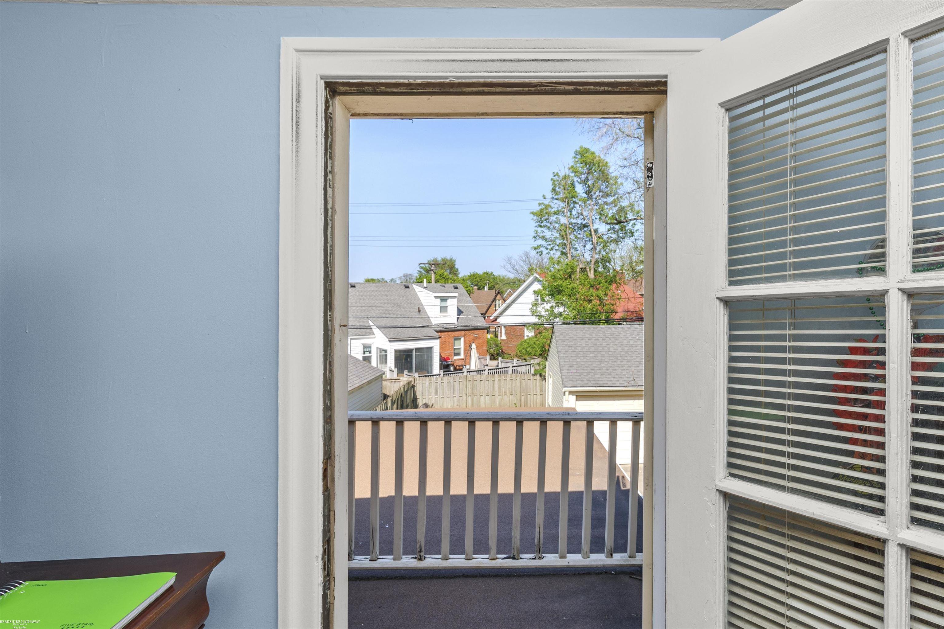 460 Moran Road Grosse Pointe, MI 48236 - Photo 27 of 48 50108403-26.JPG
