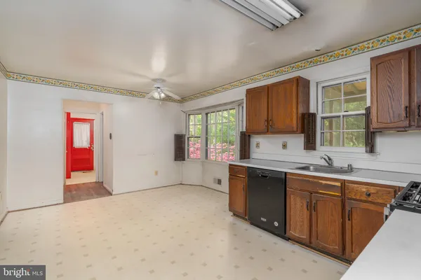 $550,000 | 1621 Arbor View Road, Silver Spring, MD 20902