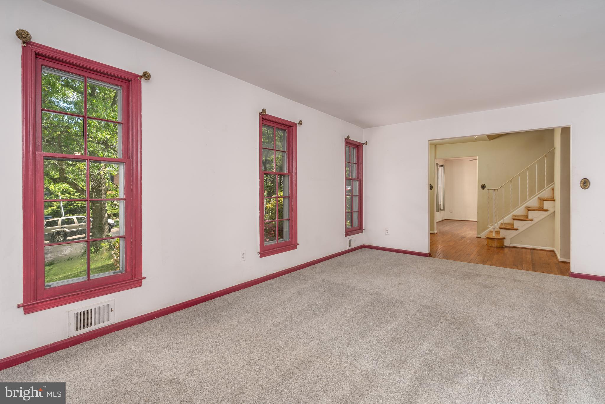 1621 Arbor View Road Silver Spring, MD 20902 - Photo 17 of 31