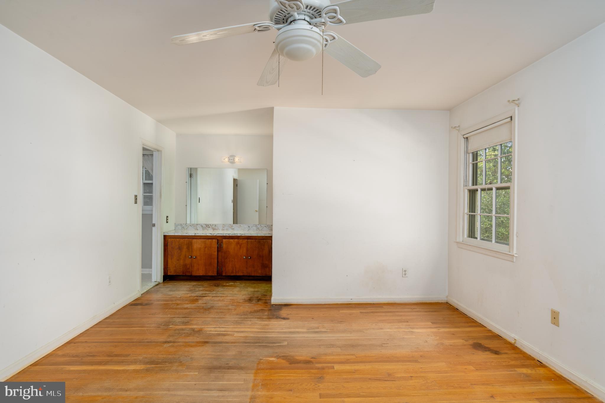 1621 Arbor View Road Silver Spring, MD 20902 - Photo 22 of 31