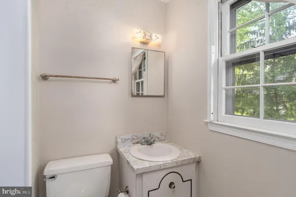$550,000 | 1621 Arbor View Road, Silver Spring, MD 20902