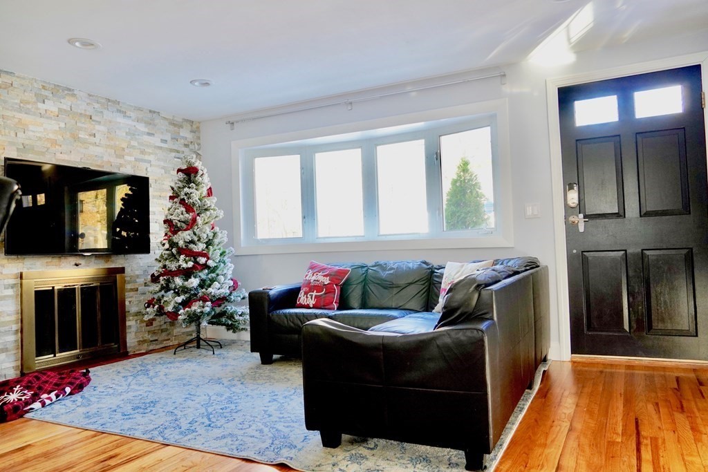 140 Potter Road Framingham, MA 01701 - Photo 8 of 29