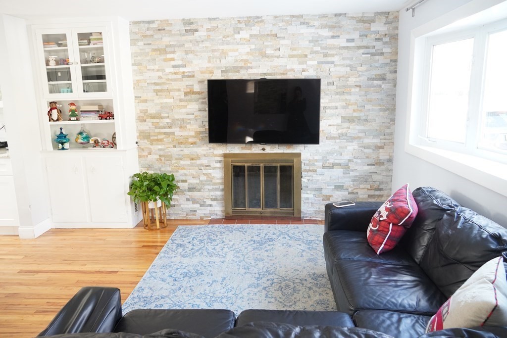 140 Potter Road Framingham, MA 01701 - Photo 9 of 29
