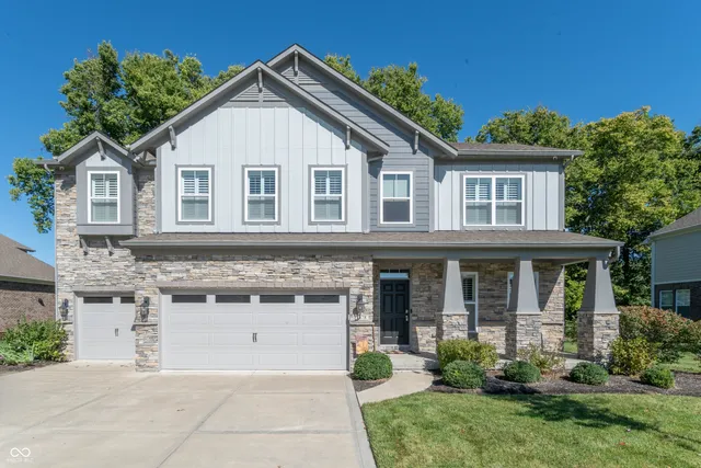 $630,000 | 3878 Presidents Lane, Greenwood, IN 46142