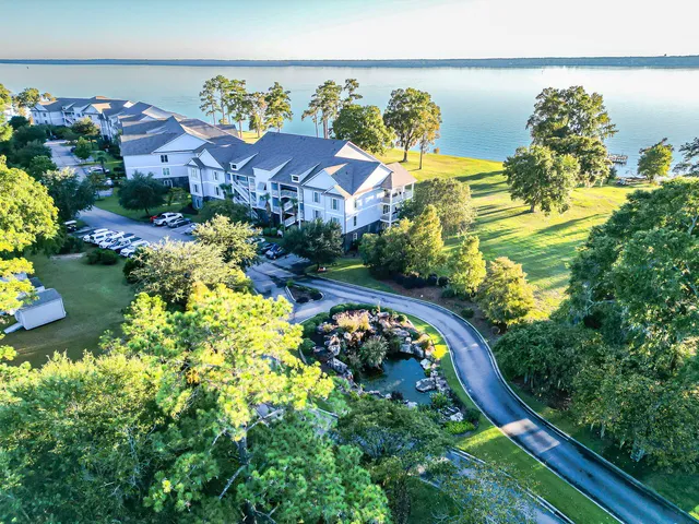 $359,900 | 1082 Bridgeview Lane, Unit A101, Summerton, SC 29148