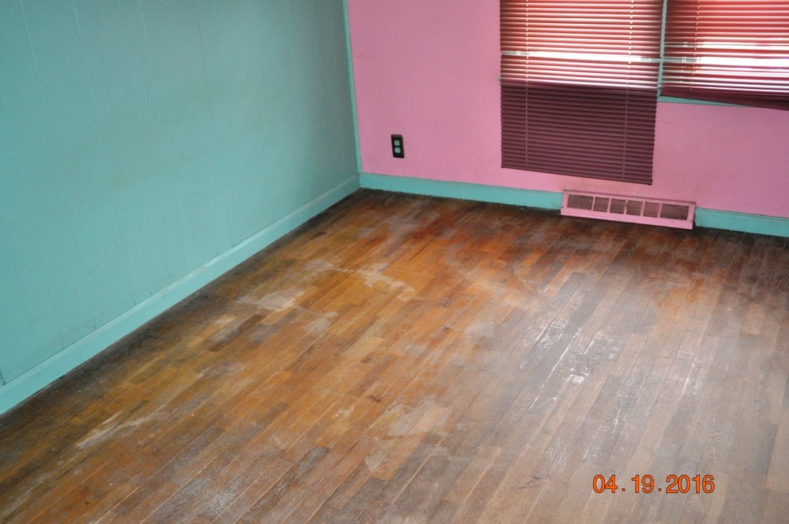 727 East Prairie Road Midland, MI 48640 - Photo 8 of 14 1820350-7.JPG