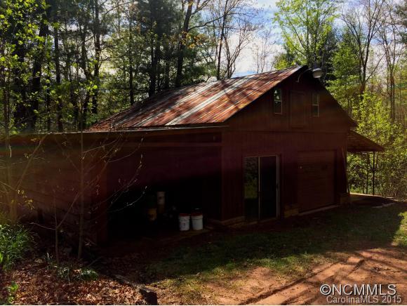 356 Burma Road West Marion, NC 28752 - Photo 5 of 23 Gallery Image 5