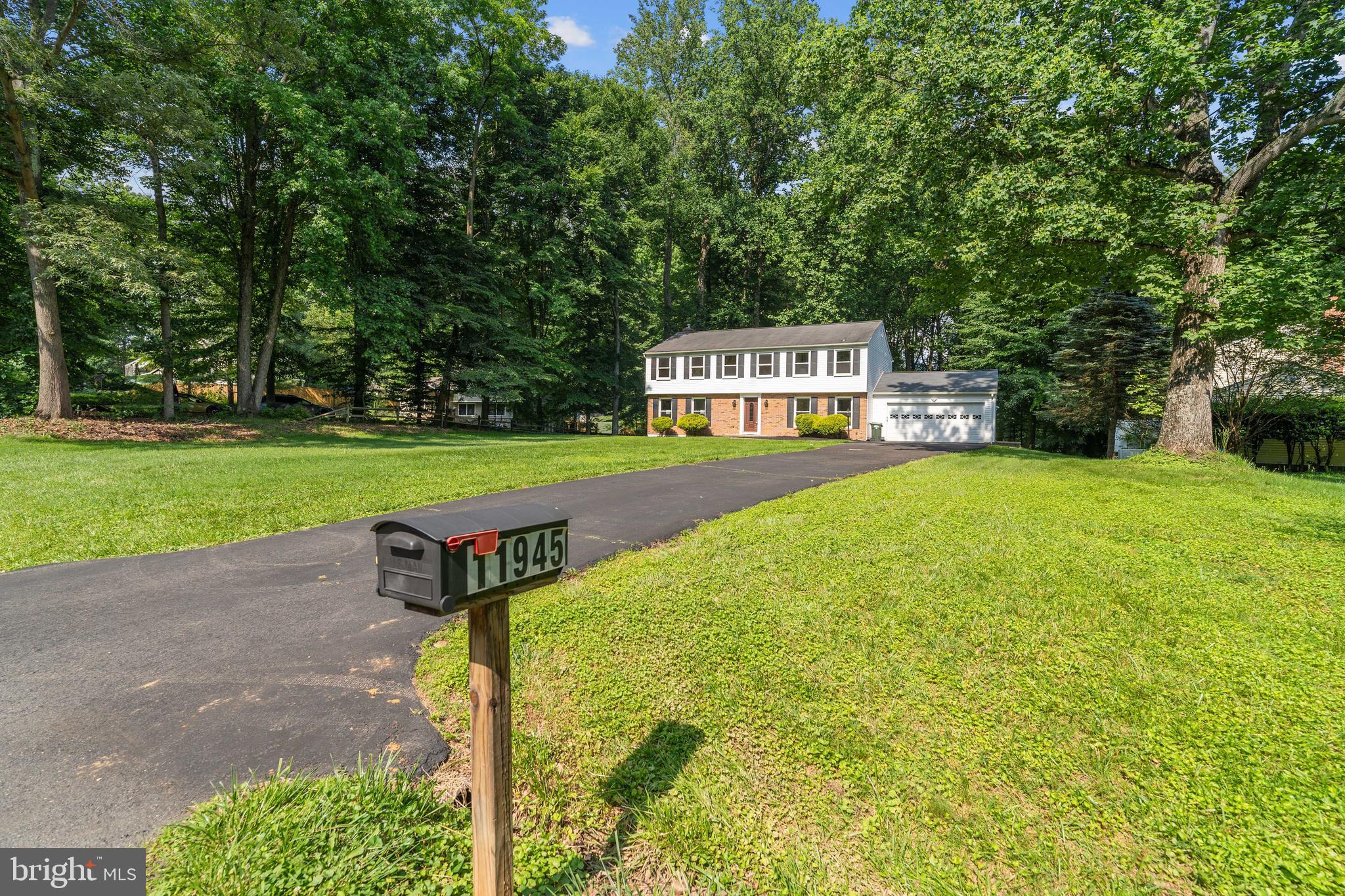 11945 Appling Valley Road Fairfax, VA 22030 - Photo 2 of 48 Gallery Image 2