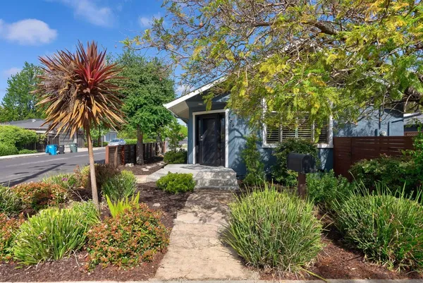 $1,998,000 | 996 Hall Street, San Carlos, CA 94070