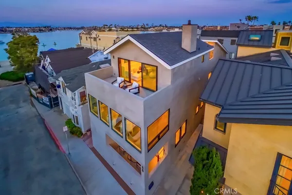 $3,249,000 | 58 66th Place, Long Beach, CA 90803