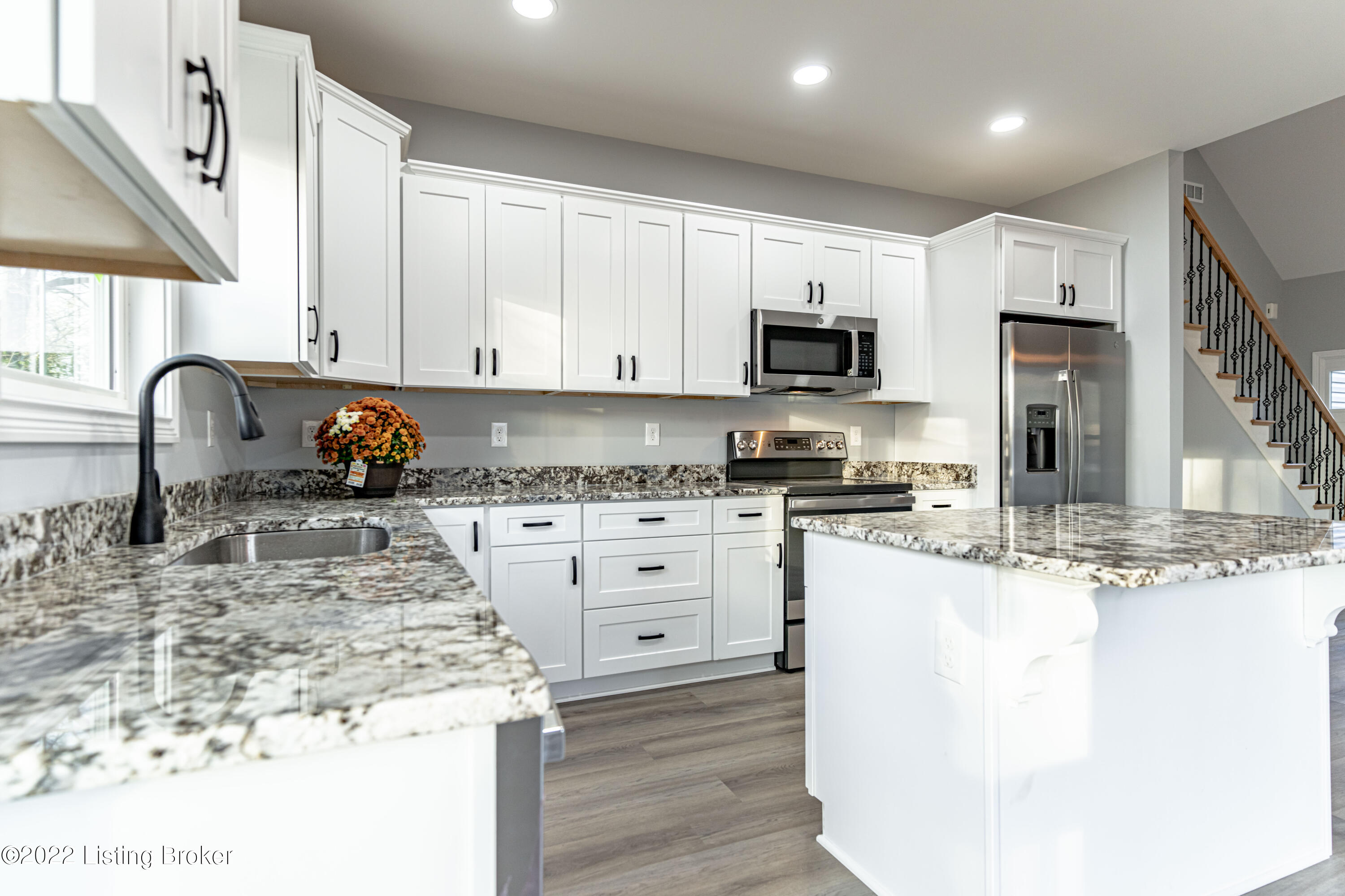 3057 Waddy Road Waddy, KY 40076 - Photo 15 of 48 Kitchen