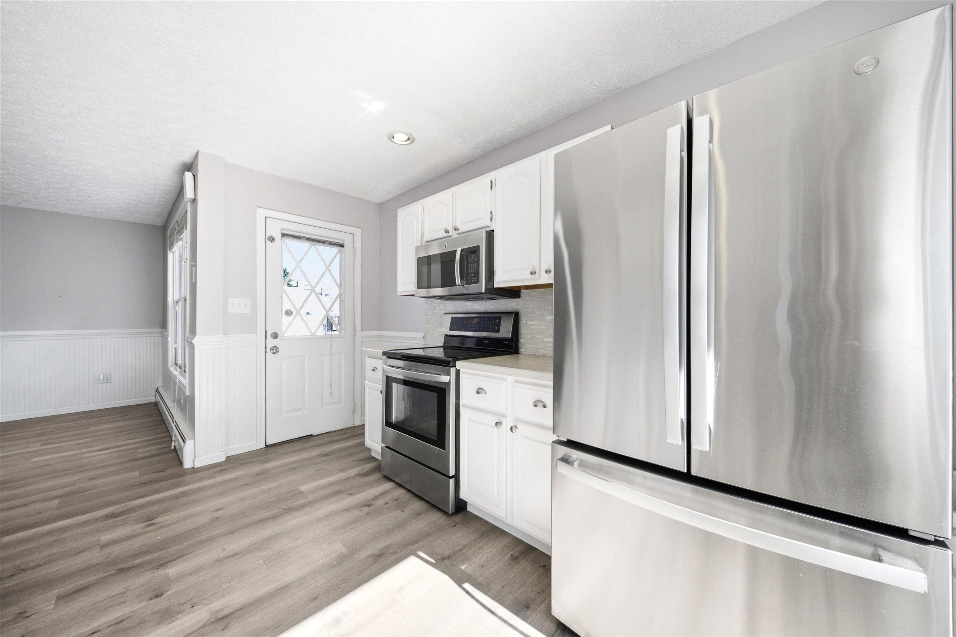 756 Montgomery Street Manchester, NH 03102 - Photo 10 of 38
