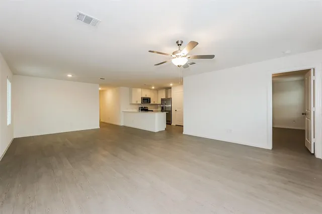 $2,289 | 2741 Ctr Crk Lane, Fort Worth, TX 76108