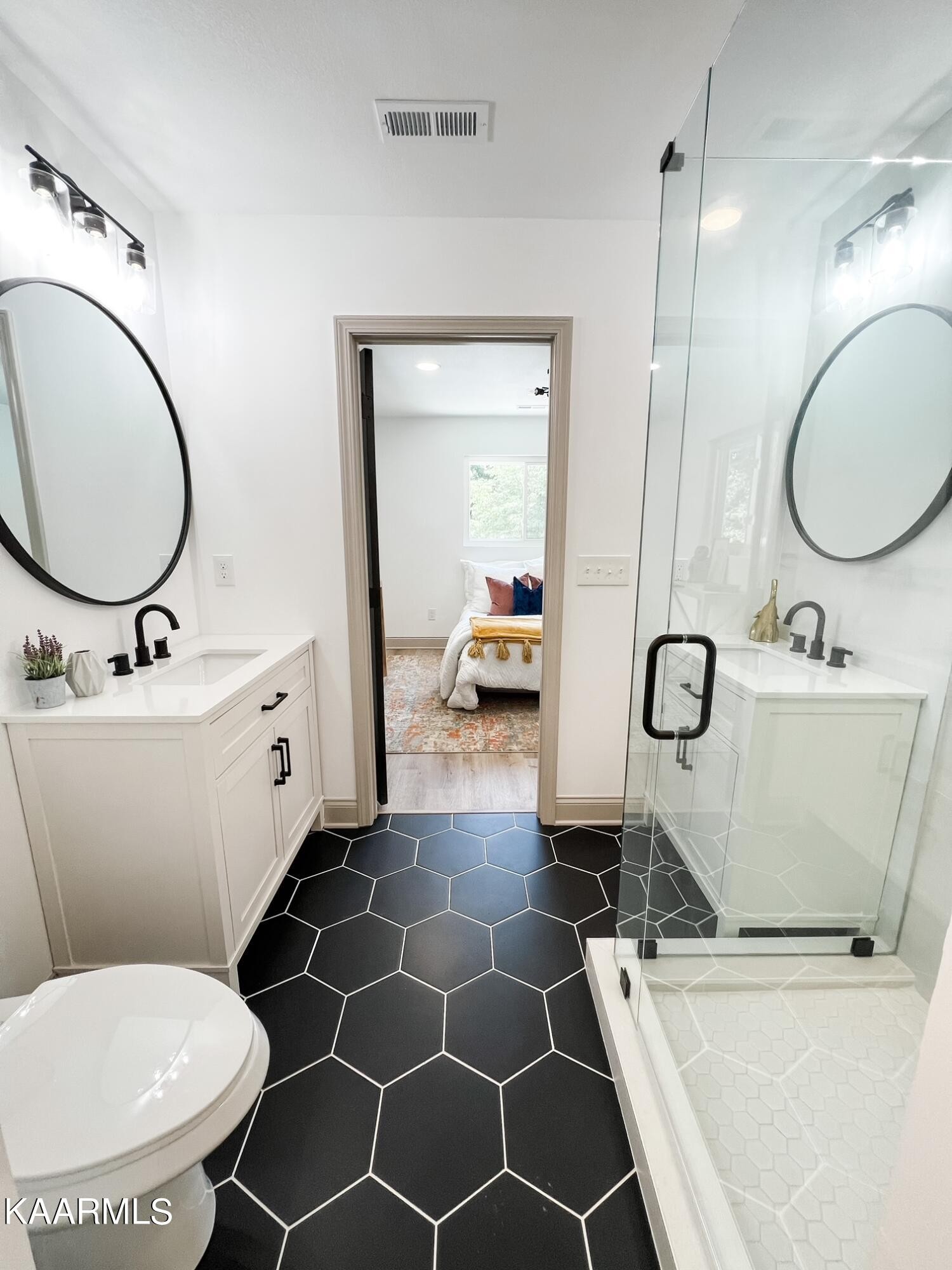 5208 Bluefield Road Knoxville, TN 37921 - Photo 20 of 48