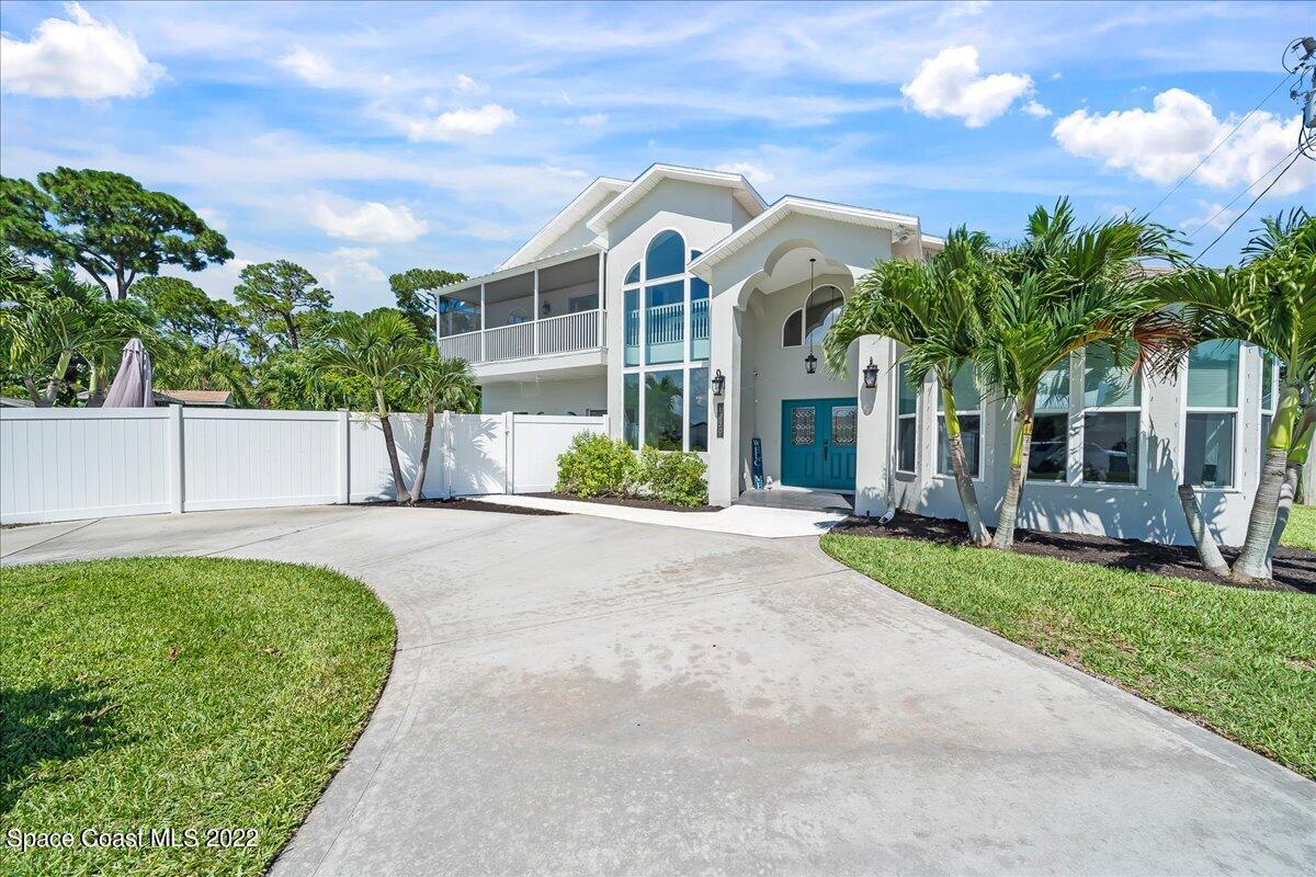 1730 Via Roma Merritt Island, FL 32952 - Photo 4 of 33 Front