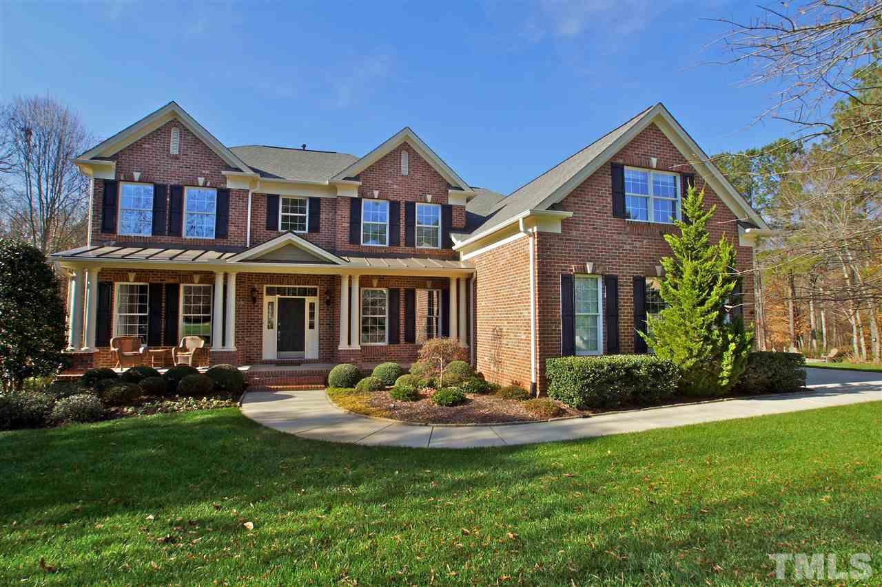 3908 Devan Oaks Way Raleigh, NC 27606 - Photo 1 of 25 Gallery Image 1