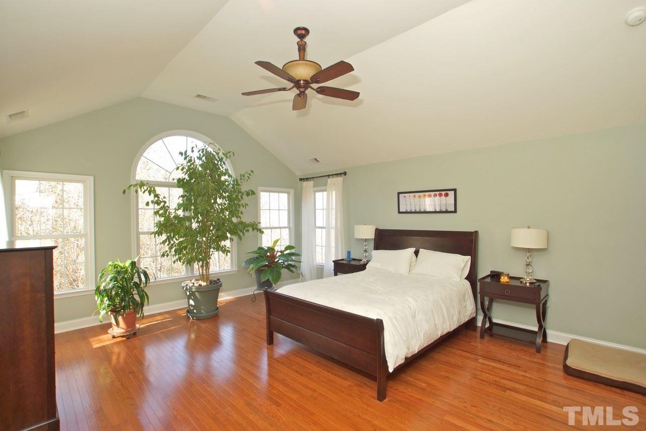 3908 Devan Oaks Way Raleigh, NC 27606 - Photo 13 of 25 Gallery Image 13
