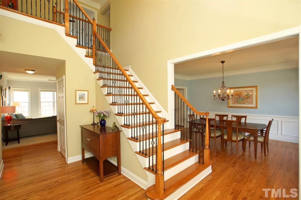 3908 Devan Oaks Way Raleigh, NC 27606 - Photo 6 of 25 Gallery Image 6