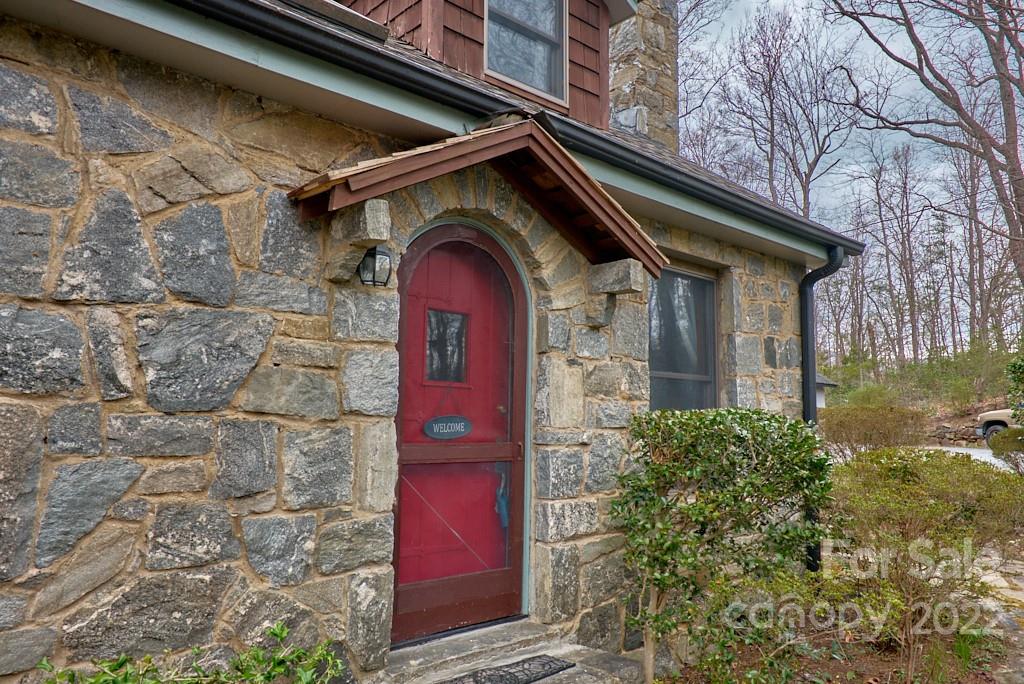 107 Erskine Road Tryon, NC 28782 - Photo 7 of 40 Gallery Image 7
