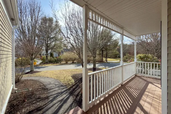 $649,500 | 5 Blue Meadow Court, Unit 5, Buzzards Bay, MA 02532