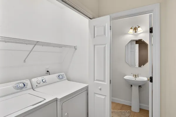 $649,500 | 5 Blue Meadow Court, Unit 5, Buzzards Bay, MA 02532