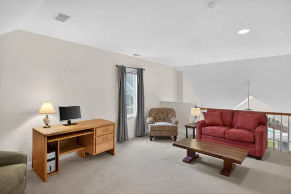 $649,500 | 5 Blue Meadow Court, Unit 5, Buzzards Bay, MA 02532