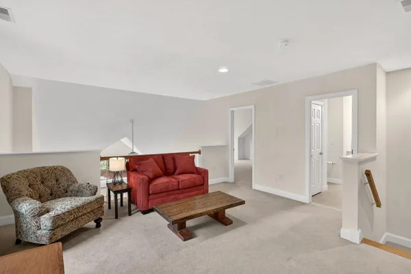 $649,500 | 5 Blue Meadow Court, Unit 5, Buzzards Bay, MA 02532